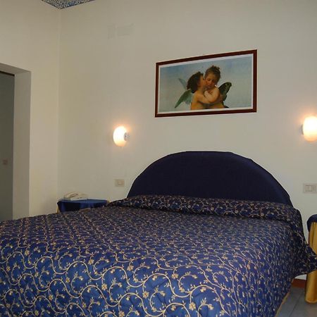 Hotel Belvedere Assisi Bagian luar foto